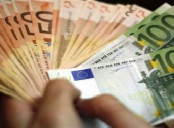 Μπαράζ πληρωμών: Πότε μπαίνουν 534 ευρώ, επιδόματα ανεργίας & δώρο Χριστουγέννων