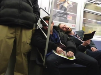 32 Από τους πιο Περίεργους Ανθρώπους που θα Δείτε Ποτέ στο Μετρό