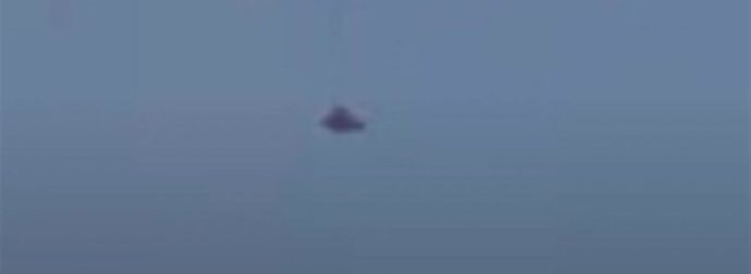Συναρπαστικό βίντεο: UFO πετούσε επί δύο ώρες πάνω από το Ισλαμαμπάντ!