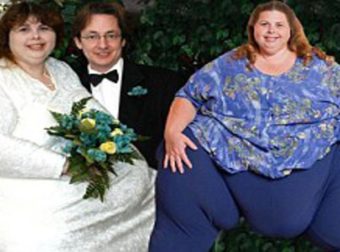 40χρονη γυναίκα που ζυγίζει 317 κιλά βρήκε τον τρόπο να χάσει βάρος κάνοντας έpωτα 7 φορές τη ημέρα