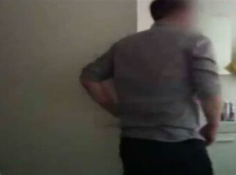 27χρονη έβαλε κρυφή κάμερα στο δωμάτιο νομίζοντας ότι την κλέβει ο συγκάτοικός της – Μόλις είδε το βίντεο όμως… αηδίασε (Video)