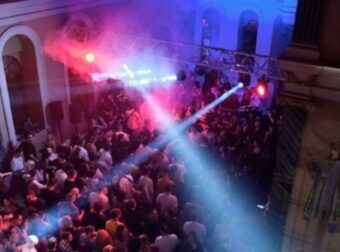 Απίστευτη πρόκληση Τούρκων στη Σμύρνη: Πάρτι ηλεκτρονικής μουσικής μέσα σε Ορθόδοξη Εκκλησία – Το εξοργιστικό βίντεο