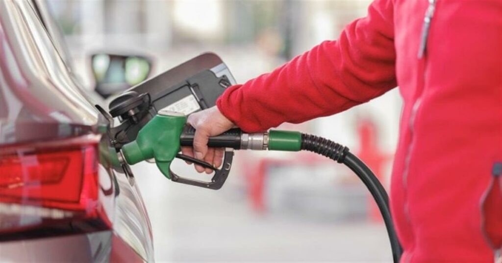 Στα ύψη οι τιμές των καυσίμων: Σε τροχιά πάνω από 2 ευρώ το λίτρο η βενζίνη – Οι εκτιμήσεις για το Πάσχα