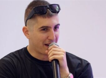 Ο Good Job Nicky μιλάει για τις κρίσεις πανικού: «Έτρεχα με 220 στην Αττική Οδό, μούδιασαν τα άκρα μου, πήρα τηλέφωνο τη μάνα μου…»