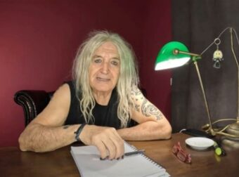 Νίκος Καρβέλας: «Η φτώχεια δεν είναι πρόβλημα, είναι αρρώστια! Η εκκλησία είναι το πρόβλημα»