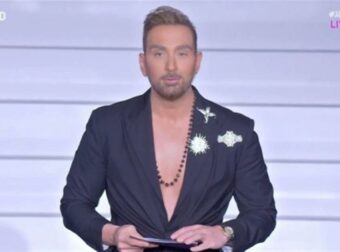 J2US Τελικός 5/7: Η όλο νόημα ατάκα του Νίκου Κοκλώνη – «Θέλω να σας πω κάτι και όποιος κατάλαβε, κατάλαβε»