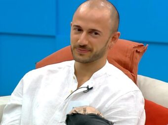 Power of love – Νίκος Πελετιέ: «Αν η γυναίκα συνευρεθεί ερωτiκά χωρίς συναίσθημα σημαίνει ότι καταστράφηκε η ψυχή της»