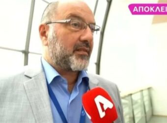 Σάκης Αρναούτογλου: «Υιοθετήσαμε ένα παιδί σε μεγάλη ηλικία – Το σπούδασα με μισθό 900 ευρώ»