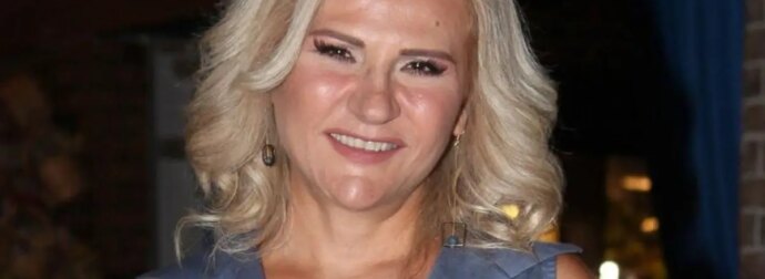 Τρισευτυχισμένη στα 58 η Μπέσσυ Μάλφα: «Περιμένω με χαρά να γίνω γιαγιά» – Η αποκάλυψη για την οικογένειά της