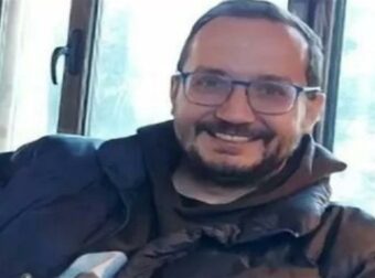 Βασίλης Καλογήρου: Έγκλημα στα Τέμπη – Τέσσερα «τυχαία» γεγονότα και ο γιος της Εισαγγελέως