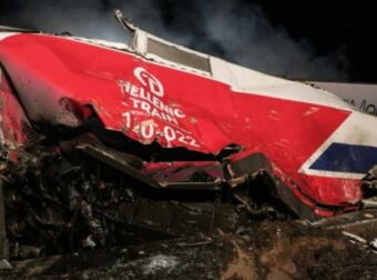 Δεν υπάρχουν λόγια: Σε «κάδο ανακύκλωσης» βρέθηκε το στικάκι με το βιντεοληπτικό υλικό από το δυστύχημα των Τεμπών