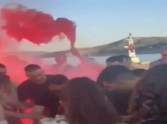 ΟΥΚας παντρεύτηκε και οι φίλοι του μετέτρεψαν σε «αρένα μάχης» το γλέντι