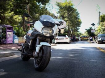 Μυστήριο με τη δολοφονία στην Αγία Παρασκευή: Παραμένει άγνωστη η ταυτότητα του θύματος – Ενδείξεις για ξεκαθάρισμα λογαριασμών