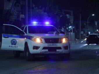 Επεισοδιακή καταδίωξη στον Ασπρόπυργο: Είχε μουσική στη διαπασών και δε σταμάτησε σε αστυνομικό έλεγχο