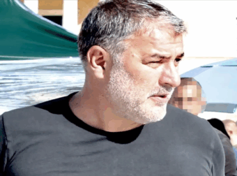 Βασίλης Μπισμπίκης: Δεν ήταν ο Πάνος Ρούτσι – Αυτός πραγματικά τον κάλεσε να πάει στη σκηνή του στο Σύνταγμα