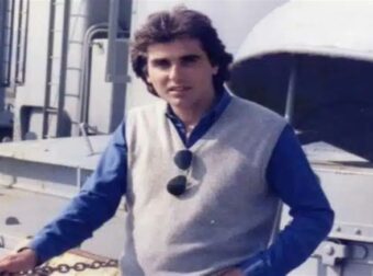 Ο τραγουδιστής που έκανε μια τεράστια επιτυχία με τραγούδι εμπνευσμένο από τον Ελύτη και μετά έγινε ψάλτης