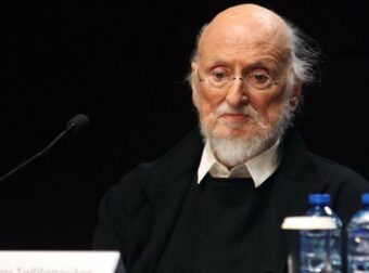 Διονύσης Σαββόπουλος: Ο καλλιτεχνικός κόσμος τον αποχαιρετά με συγκινητικά λόγια