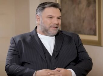 Γρηγόρης Αρναούτογλου για την κατάθλιψη: «Αν άνοιγες την πόρτα του σπιτιού μου και με έβλεπες, θα φώναζες την αστυνομία»