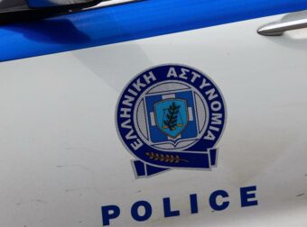 Μεθυσμένος οδηγός χωρίς δίπλωμα χτύπησε 13 αυτοκίνητα στην οδό Φυλής