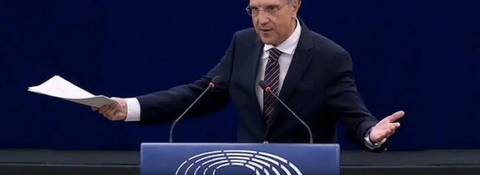 Αυτιάς σε Κομισιόν: «Ρίξτε τις τιμές του ρεύματος και βάλτε φρένο στην ακρίβεια»