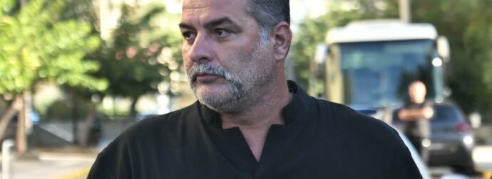 Ένοχος ο Βασίλης Μπισμπίκης – Του επιβλήθηκε ποινή 7.000 ευρώ