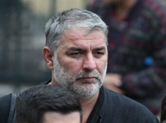 Νέα «κεραμίδα» για τον Βασίλη Μπισμπίκη – Η γυναίκα που τον… έκαψε δημόσια! (ΒΙΝΤΕΟ)
