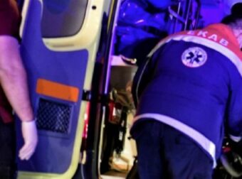 Τραγωδία με παρέα παιδιών που βγήκαν βόλτα με αγροτικό: Νεκρός ένας 14χρονος που το οδηγούσε (video)
