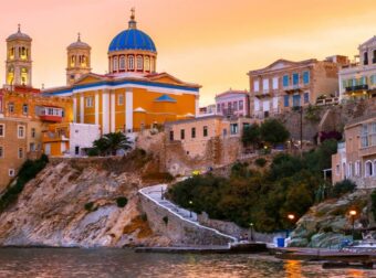 Η Σύρος τον χειμώνα: Η άλλη εικόνα του νησιού που αξίζει να ανακαλύψεις