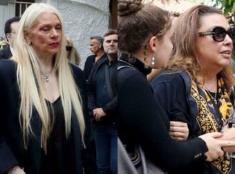Γιώργος Νιάρχος: Καταρρακωμένη η Μάρα Θρασυβουλίδου στη κηδεία του – Υποβασταζόμενη η κόρη του