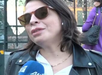 Πέννυ Σκάρου: Αναβλήθηκε η δίκη για τον καταγγελλόμενο βιασμό της – «Δεν συζώ με γυναίκα, είμαι bisεxual»