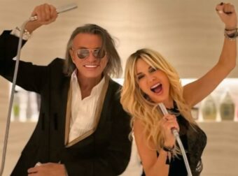 Ψινάκης: Πέταξε με ιδιωτικό τζετ μαζί με την Βίσση και την παρέα του για τη συναυλία της στο Παρίσι