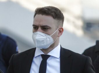 «Θέλω να “σπάσω” τα ισόβια» – Ο Μπάμπης Αναγνωστόπουλος μιλάει μέσα από τις φυλακές
