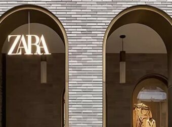 To Zara φόρεμα που κάνει θραύση στις γυναίκες άνω των 50 – Το πιο κολακευτικό για τα φετινά καλέσματα