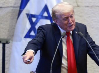 Τραμπ: «Οι σοροί των ομήρων δεν έχουν επιστραφεί όπως είχε υποσχεθεί η Χαμάς – Η δεύτερη φάση ξεκινάει τώρα»