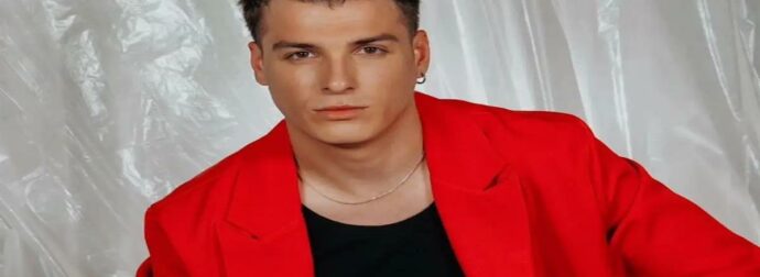 Στέφανος Πιτσίνιαγκας: Είναι πλεον αγνώριστος – Η απίστευτη μεταμόρφωση ανέδειξε όλα τα όμορφα χαρακτηριστικά του