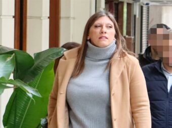 Κωνσταντοπούλου: Δημιουργούν σωματείο γυναικών που υπέστησαν bullying από εκείνη – «Φοράει μάσκα»