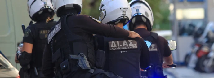 Θεσσαλονίκη- Επεισοδιακή σύλληψη 44χρονου – Δάγκωσε αστυνομικό στο πόδι