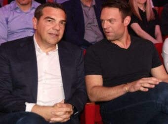 «Καταπέλτης» ο Κασσελάκης για την «Ιθάκη»: «Τα αγγλικά της Μπέττυς είναι χειρότερα από του Αλέξη»