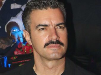 Τσιμιτσέλης για το θέατρο: «Δεν δέχομαι ότι είναι ένα μεγάλο κρεβάτι, μάλλον το λένε κάποιοι για να έχουν να πουν κάτι»