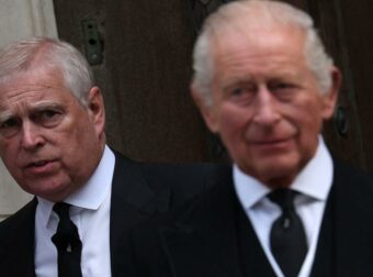 Η… κόλαση του Άντριου: Το παρασκήνιο της ιστορικής απόφασης να του αφαιρεθούν οι τίτλοι – «Ο κόσμος τον θεωρεί ανίκανο»