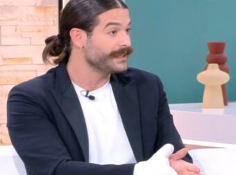Συγκλονίζει ο Άρης Μουγκοπέτρος: «Εγώ που έμεινα ανάπηρος ζητάω συγγνώμη»