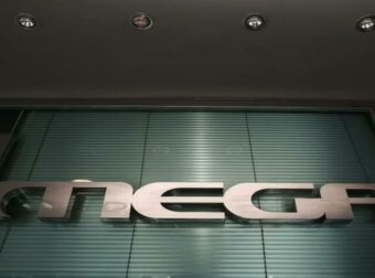 Η κωμωδία που δεν παίζει ποτέ σε επανάληψη: Η «απαγορευμένη» σειρά του Mega που εξαφάνισαν από παντού