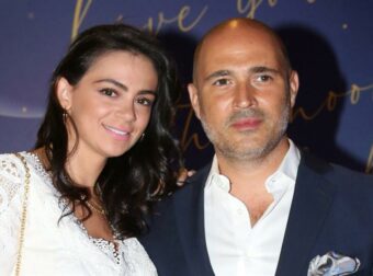 Μπογδάνος: Η δημόσια ερωτiκή εξομολόγηση στη σύζυγό του – «Σαν σήμερα το 2015, βγήκαμε το πρώτο μας ραντεβού»