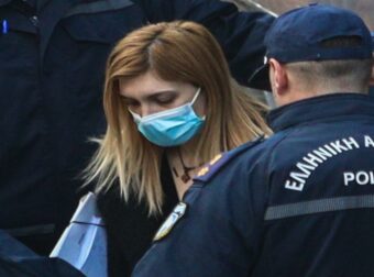 Εσπευσμένα στο νοσοκομείο η Ρούλα Πισπιρίγκου – «Ο λύκος έχει χτυπήσει ζωτικά όργανα»