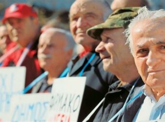 Πριν μια ώρα μαθεύτηκε και επίσημα: Καταπληκτικά νέα για όλους τους Έλληνες που είναι πάνω από 60 χρονών