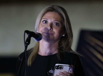 Η απόλυτη ανατροπή με Τσίπρα και Καρυστιανού – «Τέλος το κόμμα»!