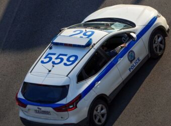 Πάτρα: Αδέλφια 9 και 12 ετών απείλησαν με μαχαίρι 19χρονη για να τη ληστέψουν