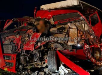 Σοβαρό τροχαίο στην Αθηνών – Λαμίας: Νταλίκες συγκρούστηκαν μετωπικά – Δύο τραυματίες