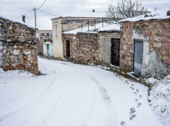 Καιρός 2026: Πότε έρχονται βροχές και χιόνια – Τι να περιμένουμε έως το τέλος Ιανουαρίου