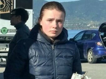 Θρίλερ με τη 16χρονη Λόρα: Το κοινό σχέδιο διαφυγής με τη μητέρα της και το σκοτεινό παρελθόν του πατέρα
